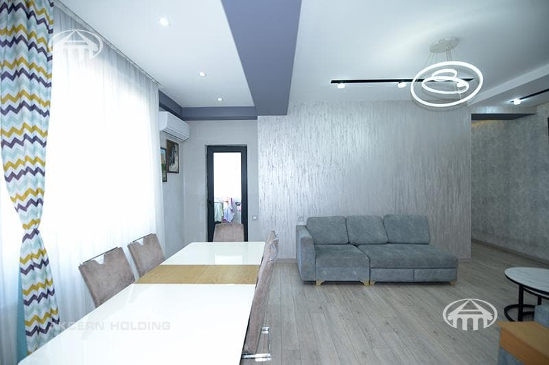 Квартира · 4 комн. · 97 м² · Арабкир
