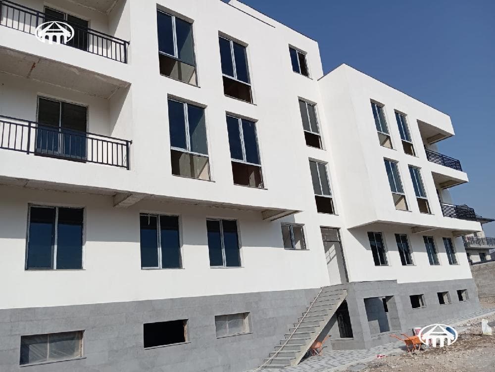 Квартира · 3 комн. · 72 м² · Аван