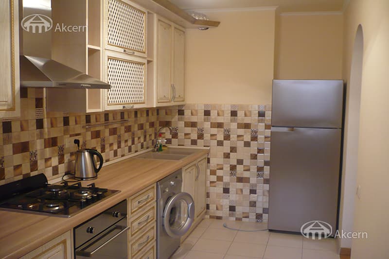 Квартира · 2 комн. · 70 м² · Кентрон