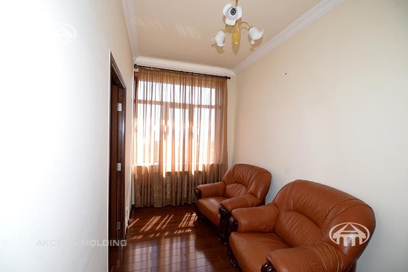Mansion · 8 rooms · 607.5 m² · Qasax