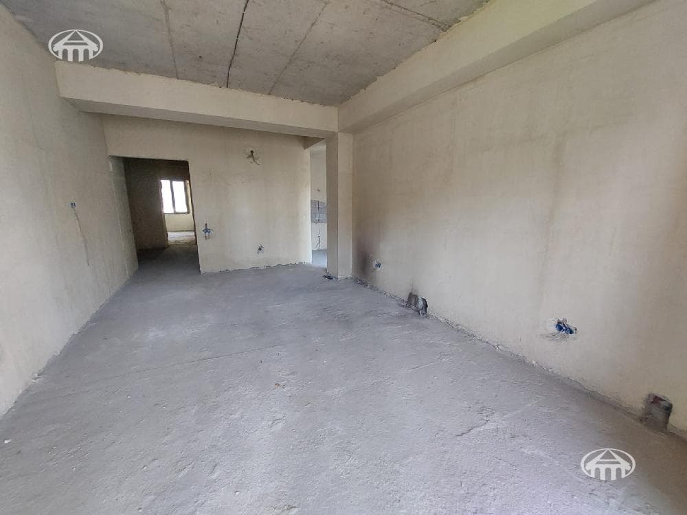 Apartment · 4 rooms · 110 m² · Kentron