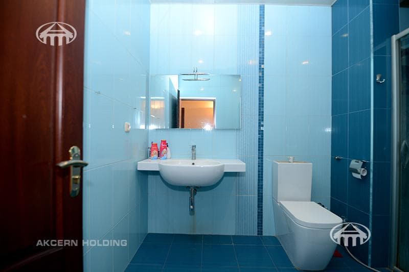 Особняк · 9 комн. · 650 м² · Аджапняк
