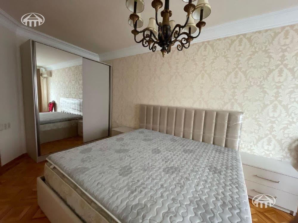 Квартира · 3 комн. · 97 м² · Кентрон