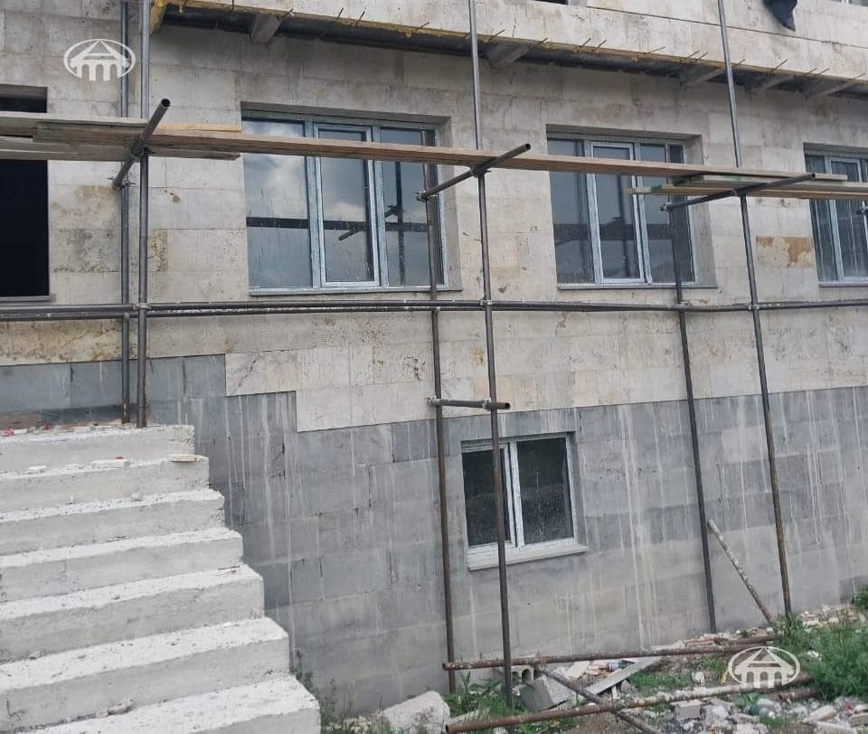 Квартира · 4 комн. · 120 м² · Раздан