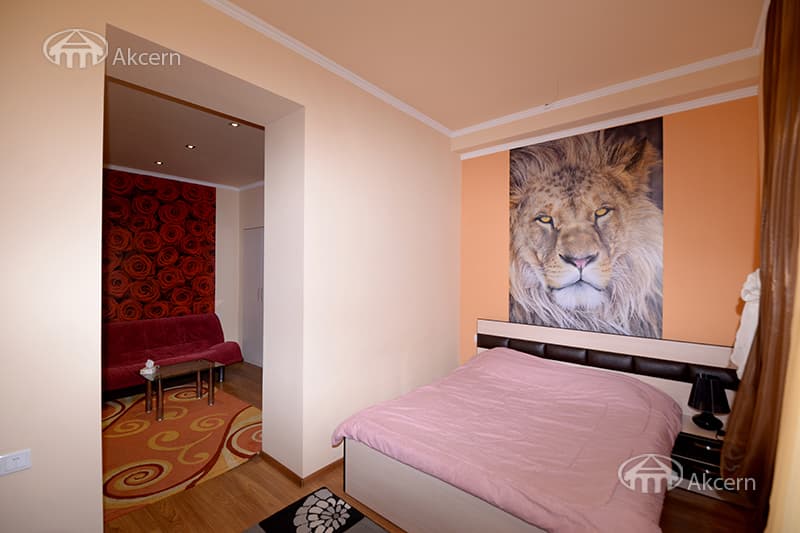 Apartment · 2 rooms · 58 m² · Kentron