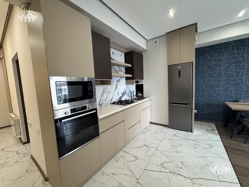 Квартира · 2 комн. · 61 м² · Арабкир