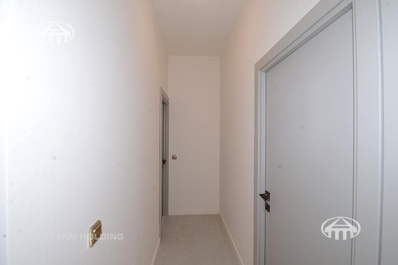 Квартира · 3 комн. · 107 м² · Кентрон