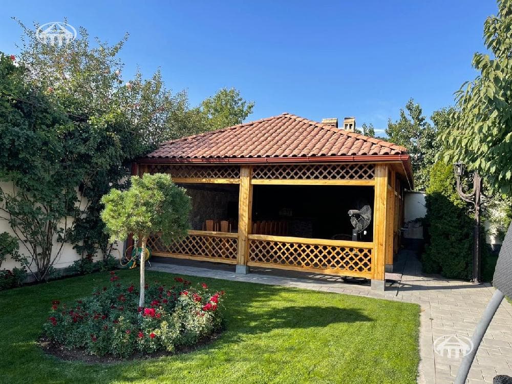 Mansion · 5 rooms · 314 m² · Ptgni
