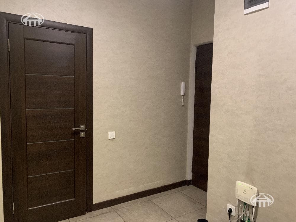 Квартира · 3 комн. · 93 м² · Арабкир