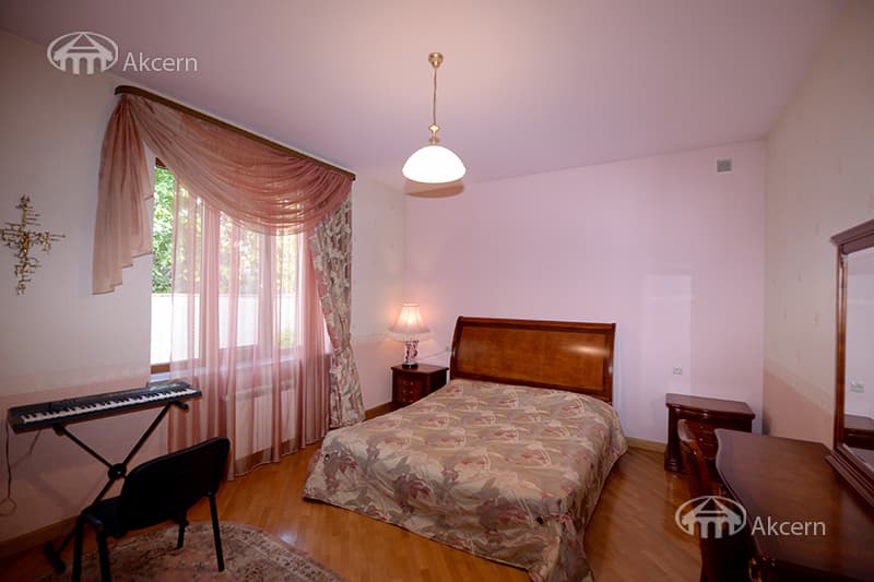 Особняк · 5 комн. · 270 м² · Канакер-Зейтун