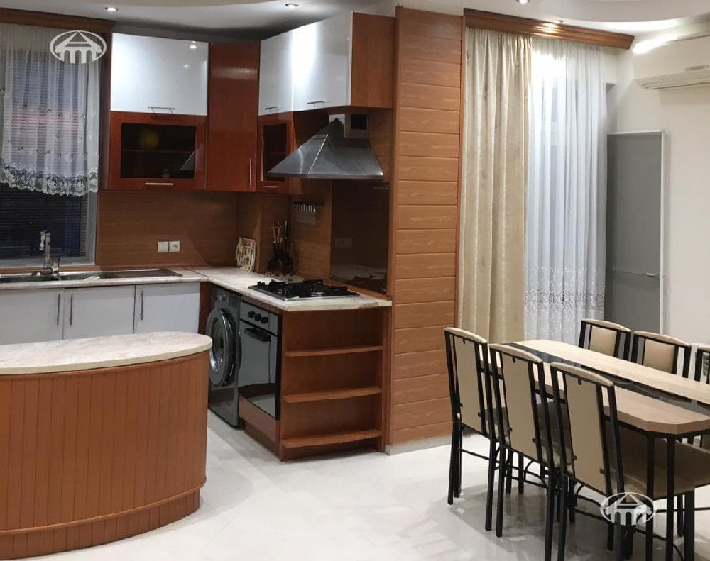 Квартира · 3 комн. · 73 м² · Арабкир