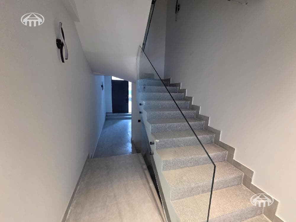 Office · 630 m² · Ajapnyak