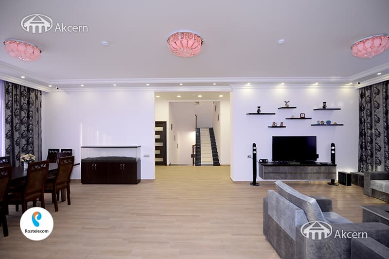 Особняк · 8 комн. · 520 м² · с. Ариндж
