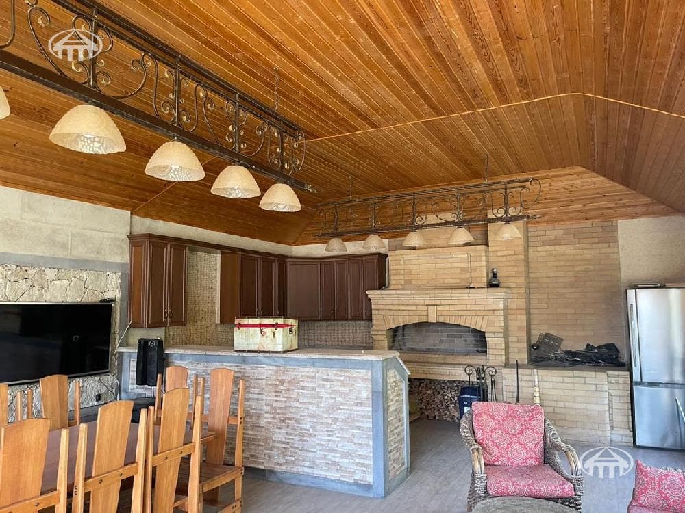 Mansion · 5 rooms · 314 m² · Ptgni