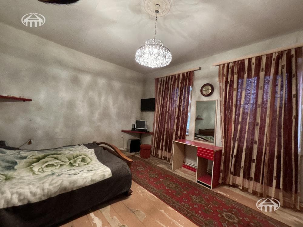 Առանձնատուն · 5 սեն. · 235 մ² · Աջափնյակ
