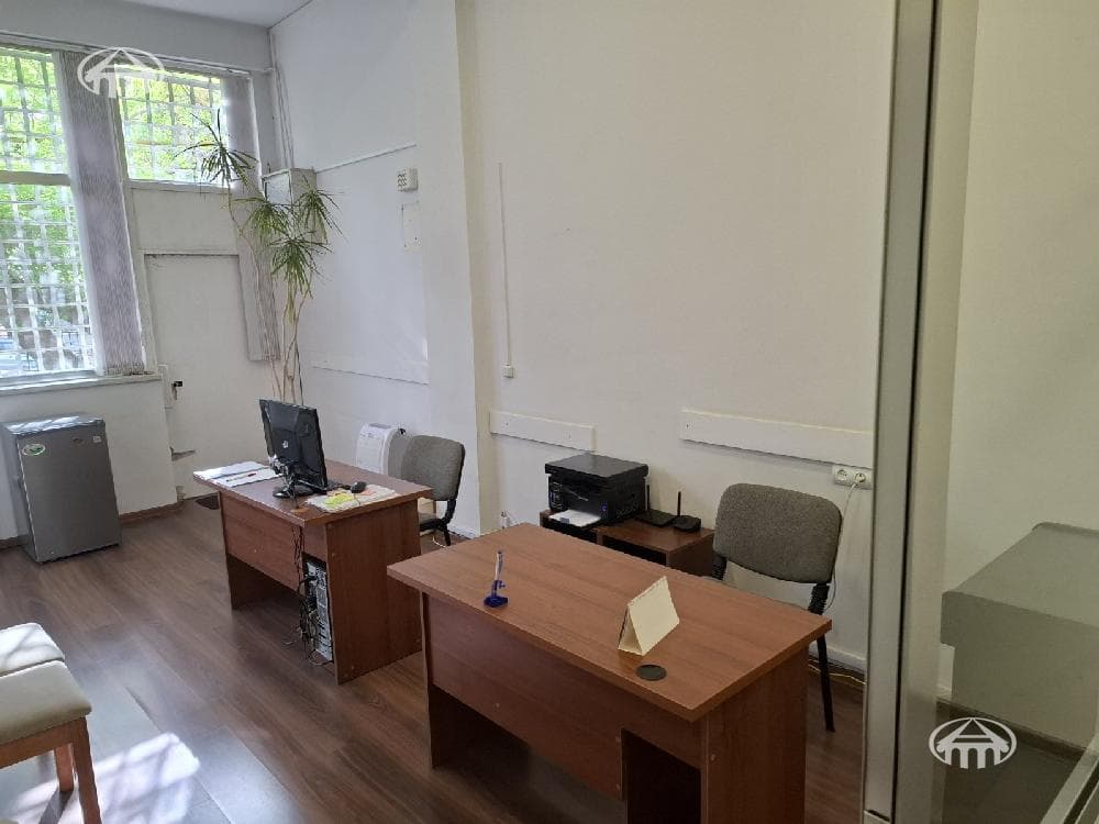 Офис · 80 м² · Кентрон