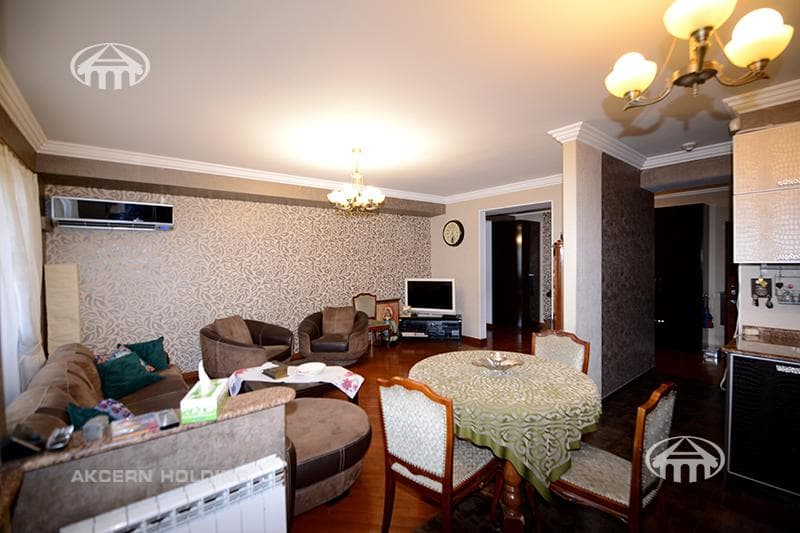 Квартира · 4 комн. · 114 м² · Кентрон