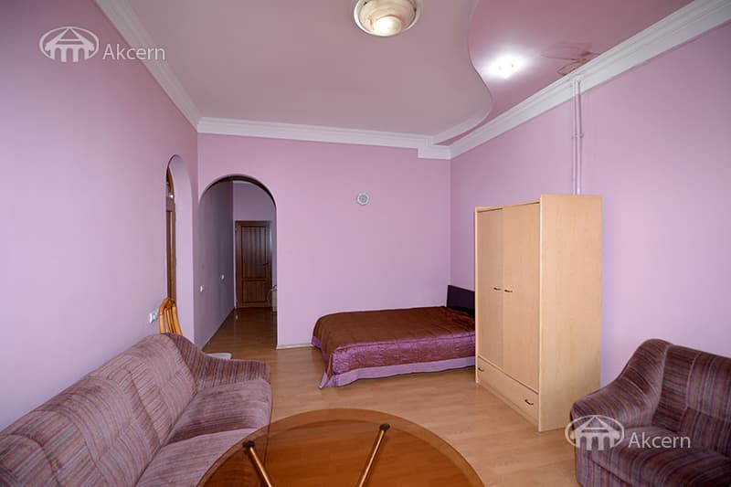 Особняк · 6 комн. · 440 м² · Кентрон