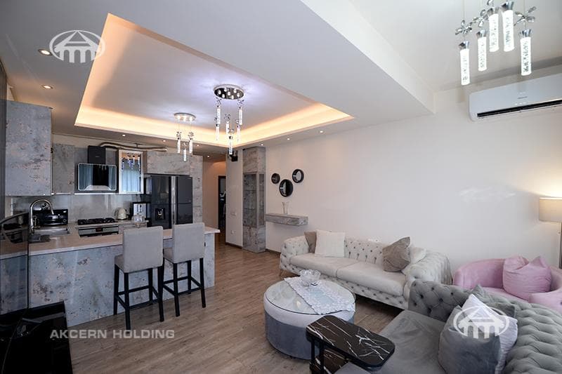 Квартира · 3 комн. · 90 м² · Арабкир