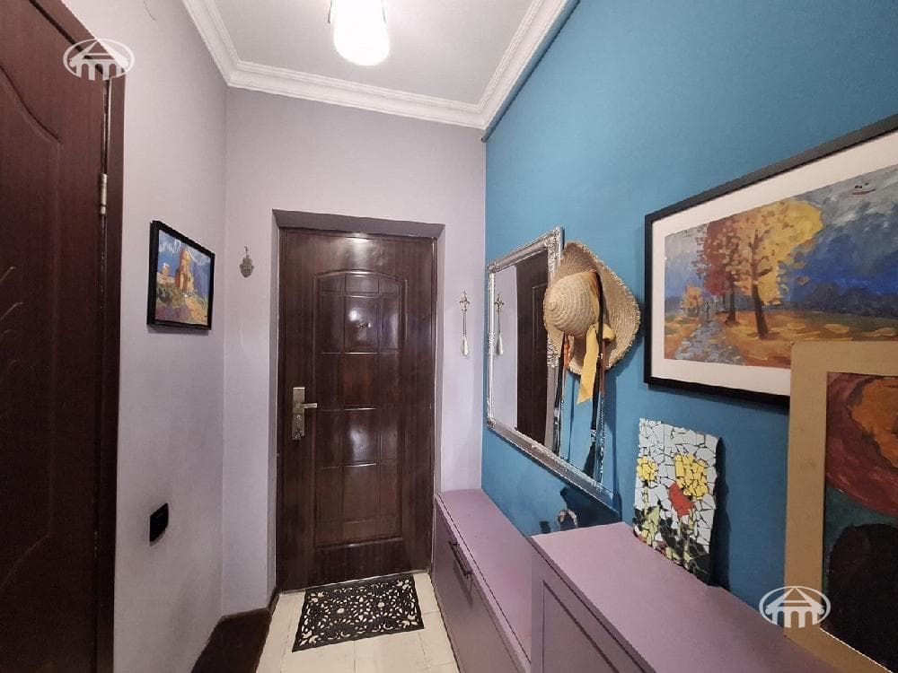 Apartment · 2 rooms · 65 m² · Kanaker-Zeytun