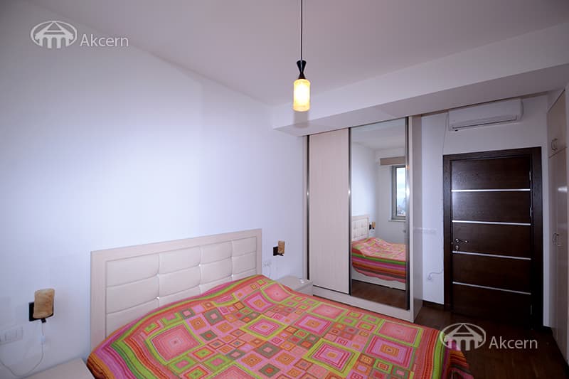 Apartment · 2 rooms · 54 m² · Kentron — photo 18 / 24