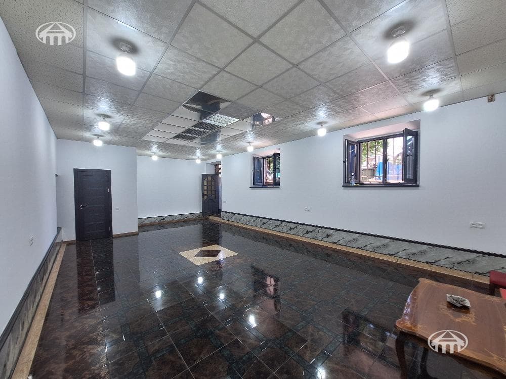 Retail · 53 m² · Ajapnyak