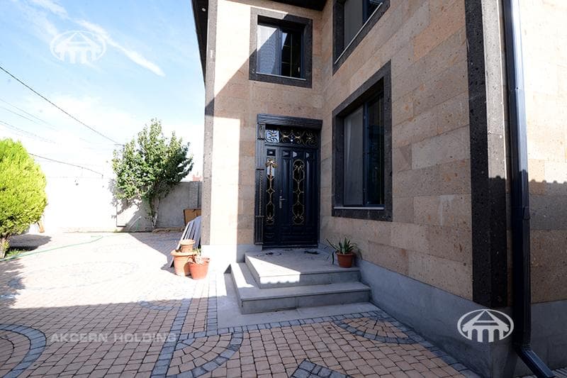 Mansion · 5 rooms · 169 m² · Kanakerawan
