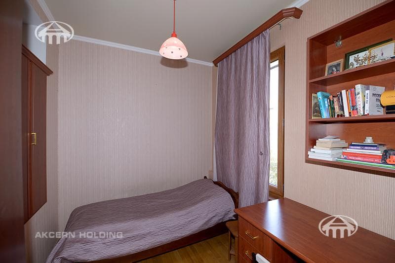 Apartment · 5 rooms · 166 m² · Kentron