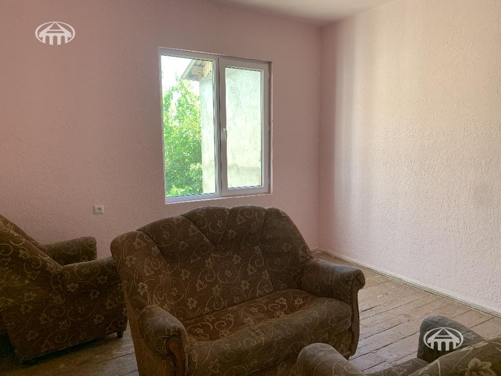 House · 3 rooms · 233 m² · Shengavit