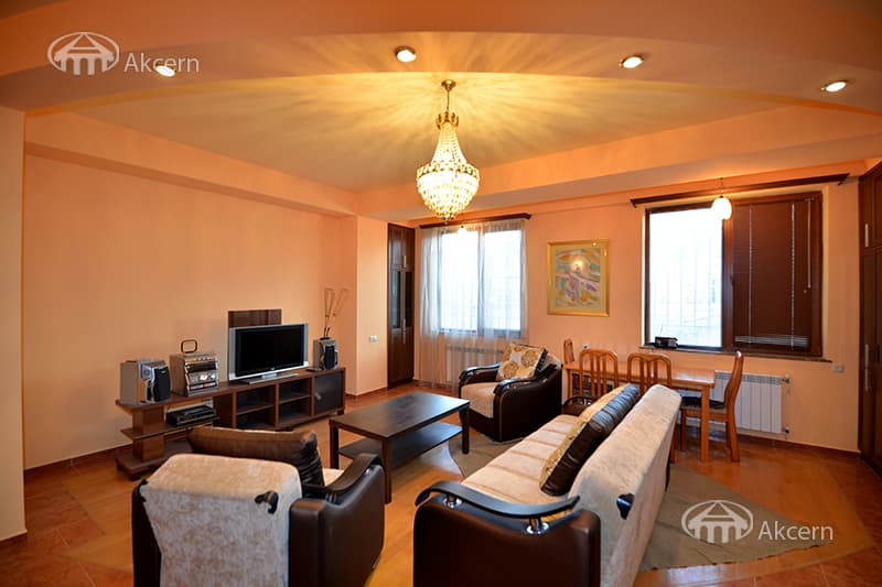 Квартира · 3 комн. · 91 м² · Кентрон