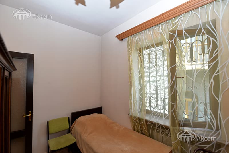 Особняк · 5 комн. · 282 м² · Кентрон