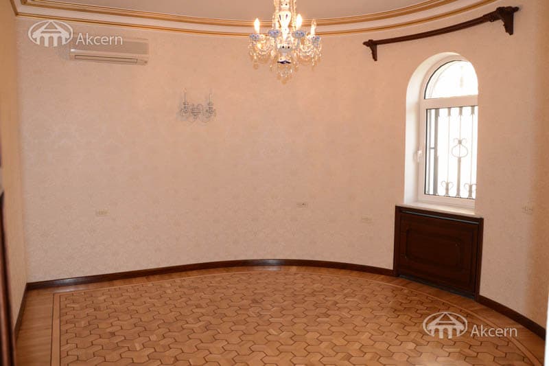 Особняк · 6 комн. · 300 м² · Норк-Мараш