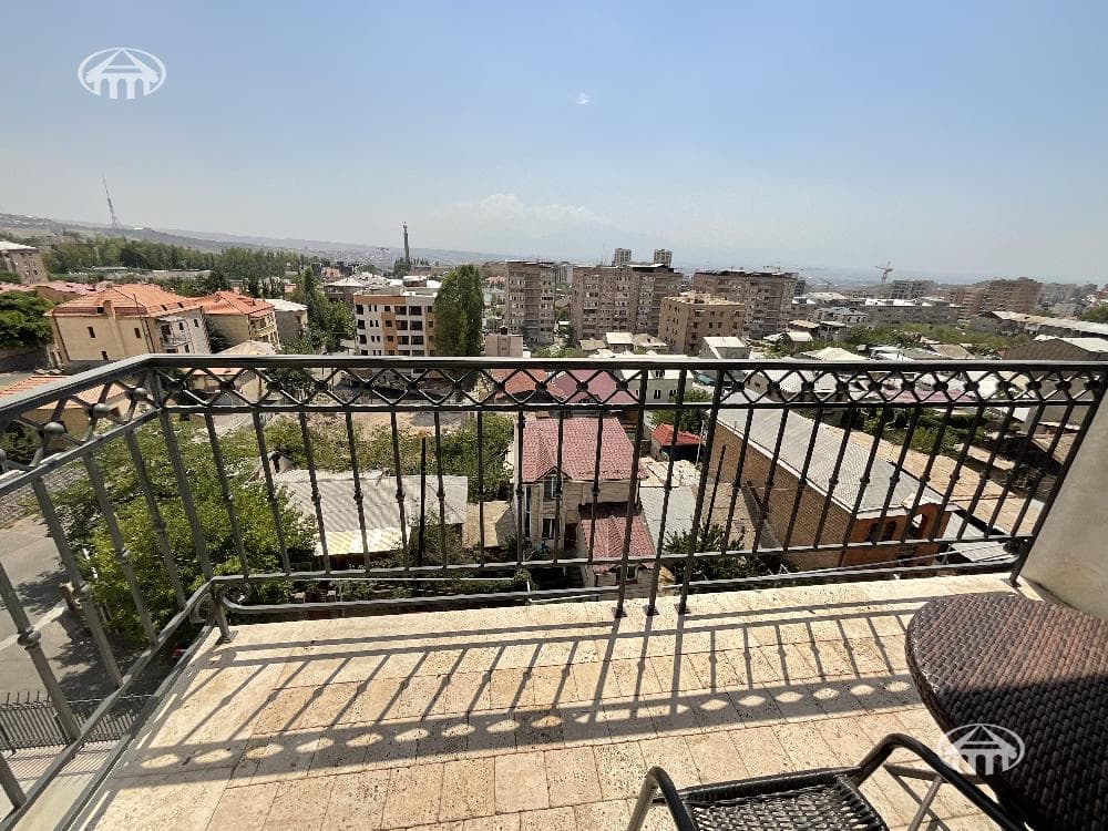 Квартира · 3 комн. · 70 м² · Арабкир