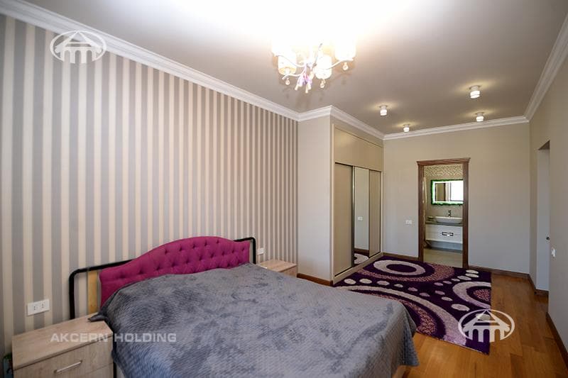 Apartment · 3 rooms · 95 m² · Erebuni