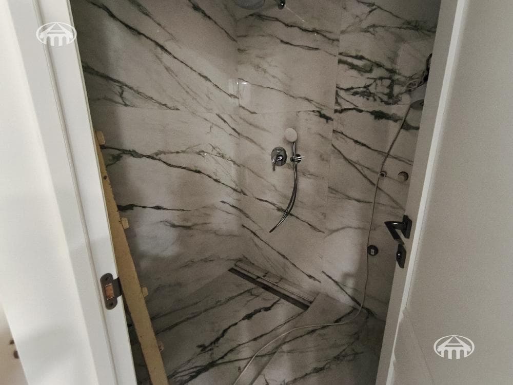 Apartment · 3 rooms · 79 m² · Kentron