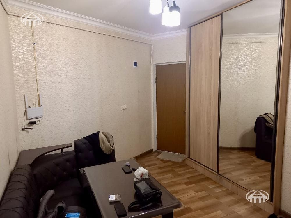 Apartment · 3 rooms · 87 m² · Abovyan