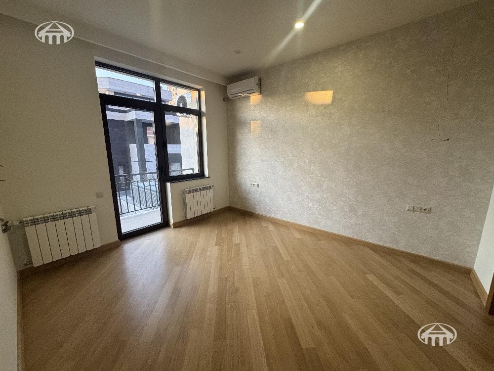 Townhouse · 4 rooms · 292 m² · Arabkir