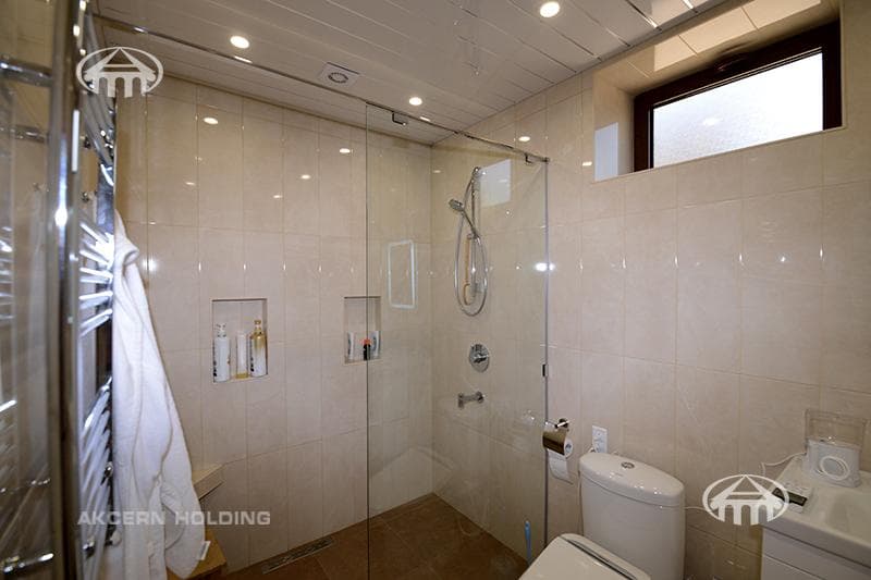 Mansion · 4 rooms · 244 m² · Saghmosavan