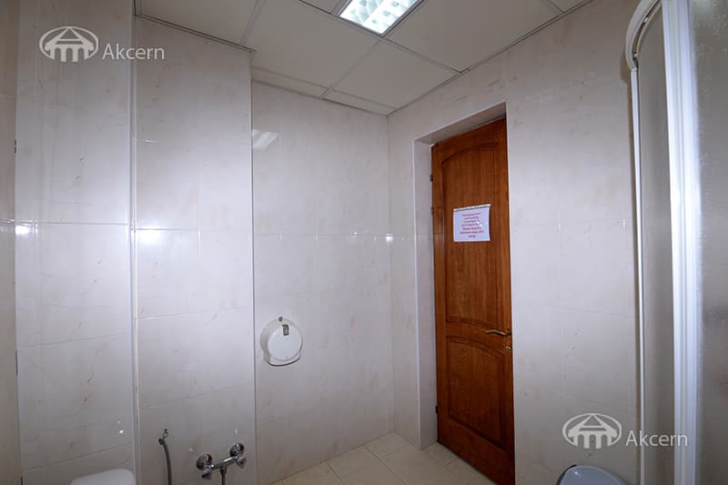 Office · 98 m² · Kentron