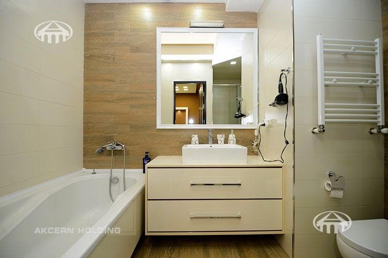 Apartment · 3 rooms · 145 m² · Kentron
