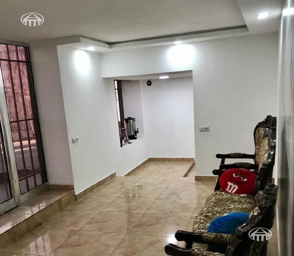 Apartment · 2 rooms · 72 m² · Kentron