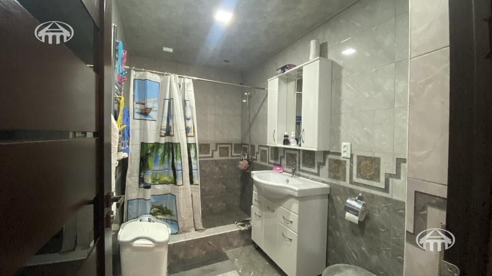 Բնակարան · 5 սեն. · 120 մ² · Էրեբունի