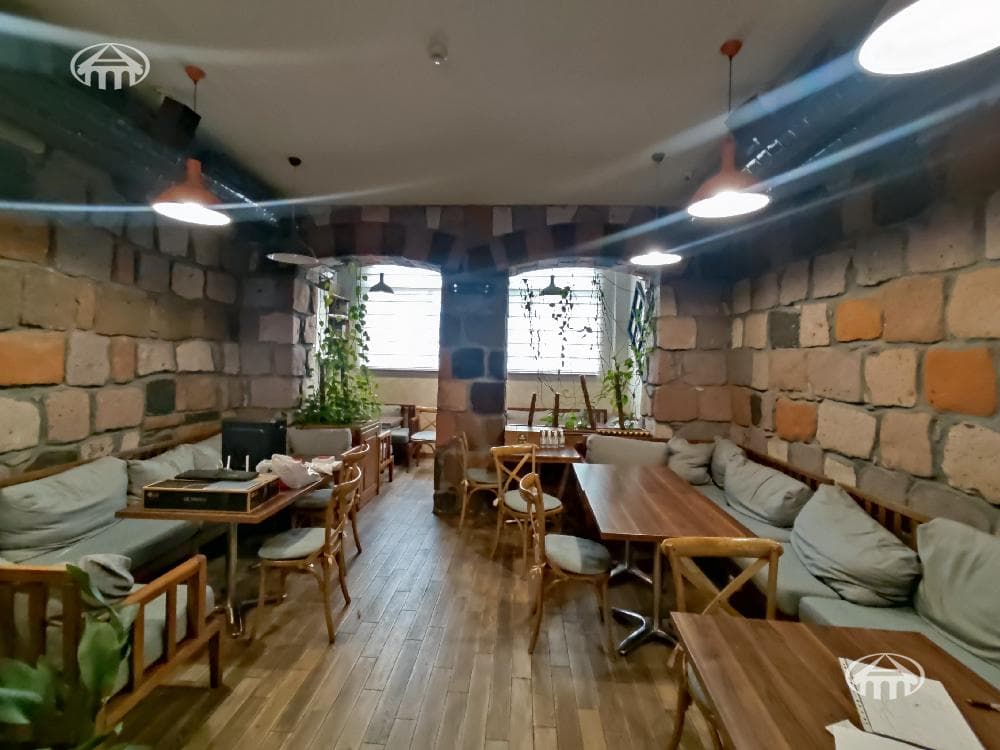 Ресторан · 100 м² · Арабкир