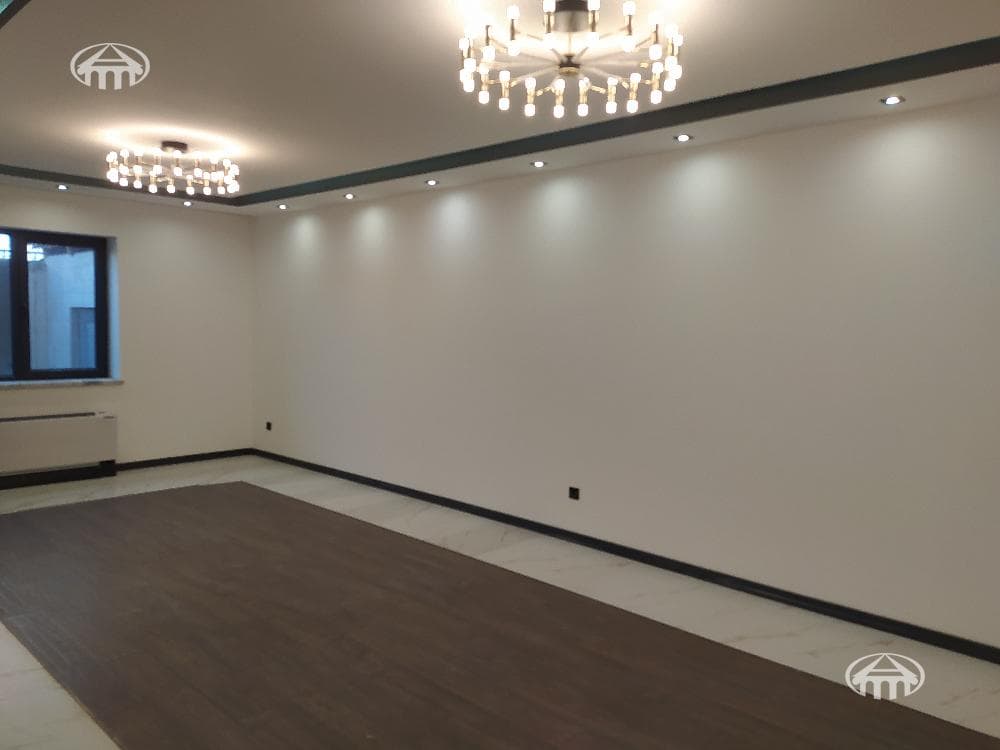 Առանձնատուն · 9 սեն. · 472 մ² · Քանաքեռ-Զեյթուն
