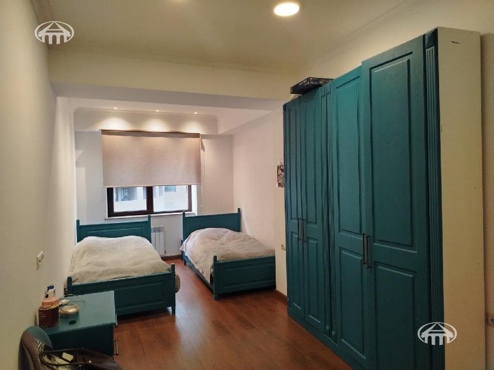 Apartment · 2 rooms · 64 m² · Kentron