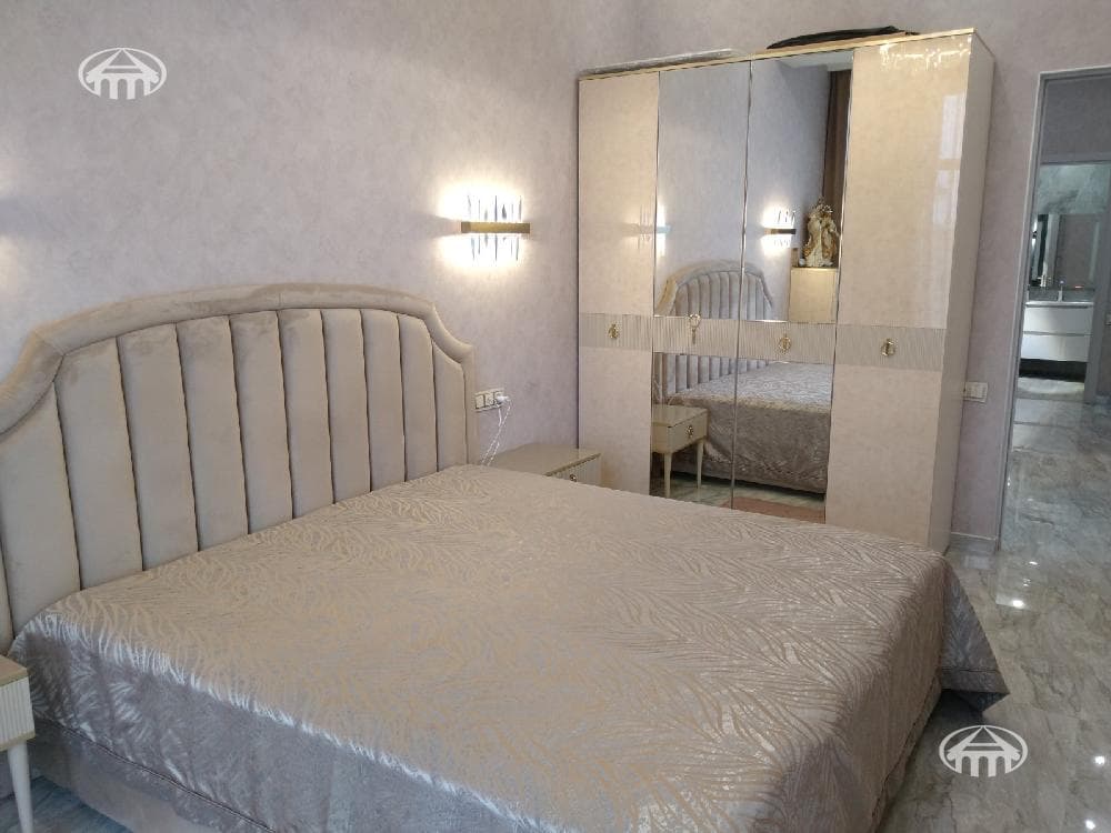 Apartment · 3 rooms · 82 m² · v. Arinj