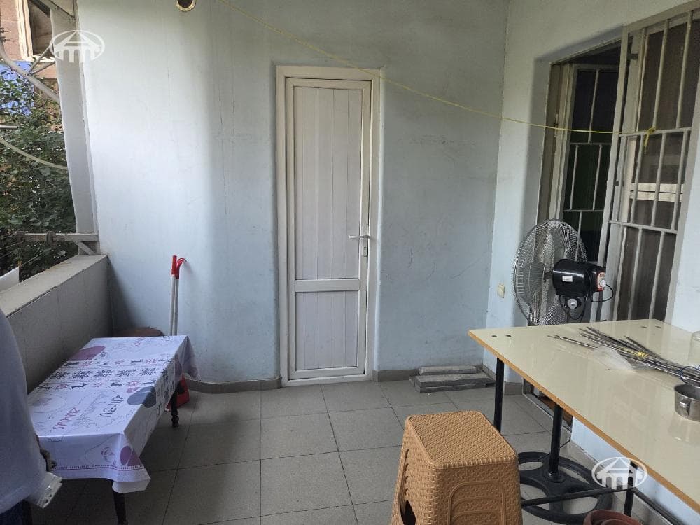 Apartment · 4 rooms · 107 m² · Davtashen