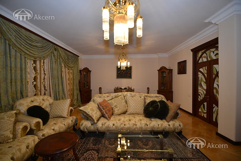 Առանձնատուն · 7 սեն. · 400 մ² · Արաբկիր