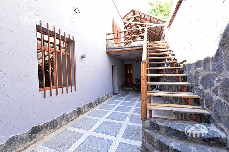 Առանձնատուն · 6 սեն. · 232 մ² · Նորք-Մարաշ
