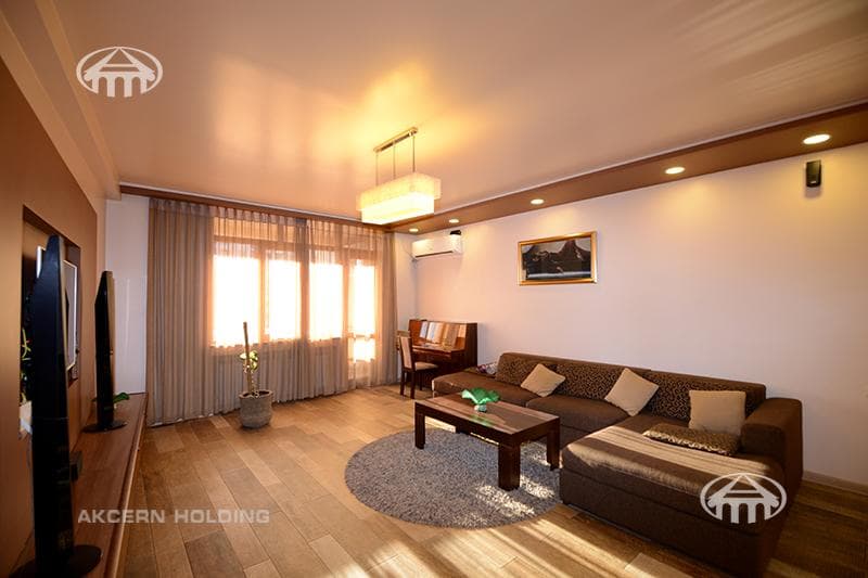 Квартира · 3 комн. · 115 м² · Кентрон